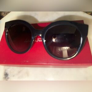 Salvatore Ferragamo Black Sunglasses Full Inclusion